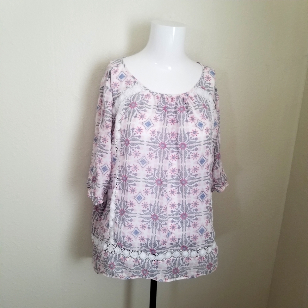 Loft Women's Floral Print Top - Pink and White